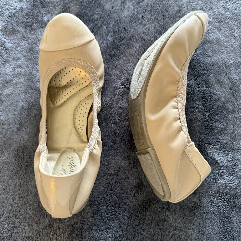 Woman's Comfort Ballet Flat, Nude faux leather combo with Patten tips, S8.5 - Picture 2 of 5